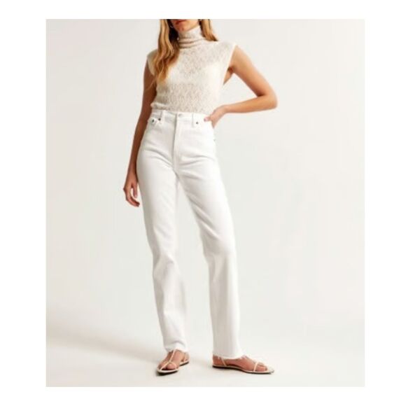 Abercrombie & Fitch 90s Straight Ultra High Rise Jeans Women’s 30/10 White Cream - Picture 1 of 5